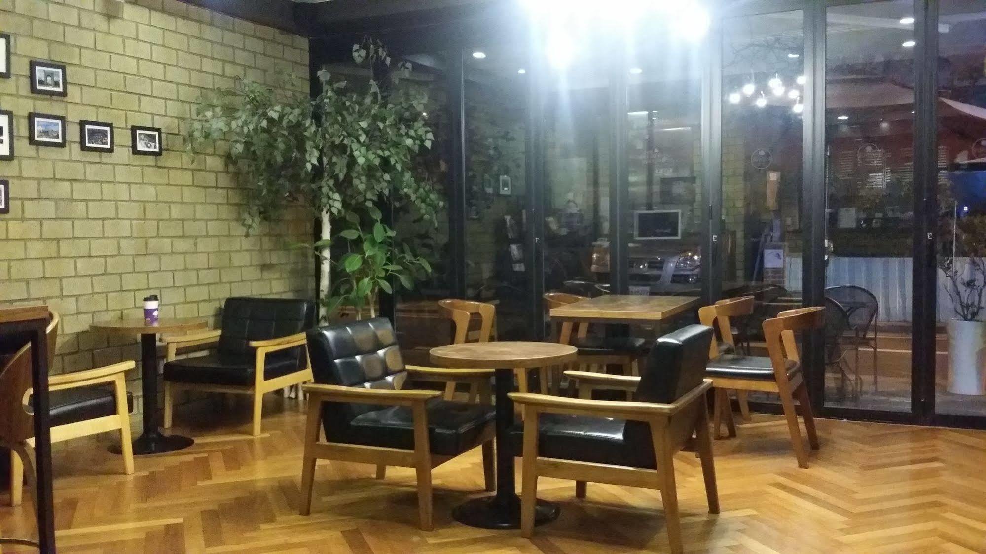 Hostel Park Avenue